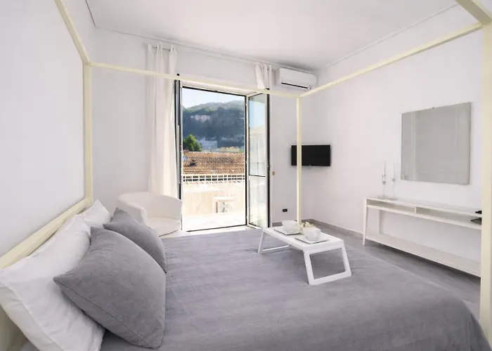 Lejlighed Corso Italia 38 C