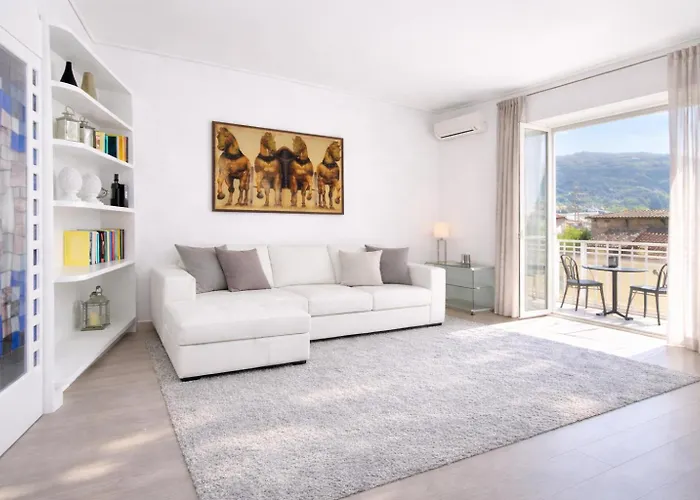 Corso Italia 38 C * Sorrento