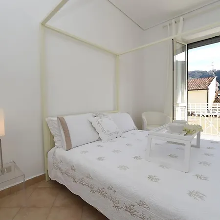 Corso Italia 38 C Apartamento *